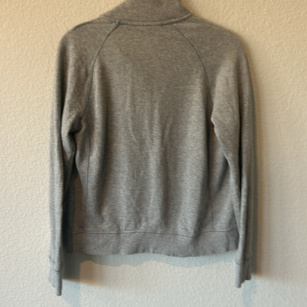 Under Armour Half Zip Pull Over - image 3